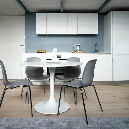 アパート Monviso Design Loft R&r *