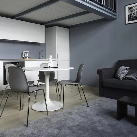 Monviso Design Loft R&r شقة *