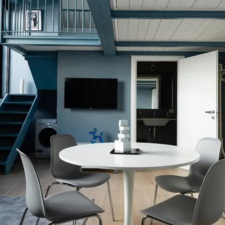 Monviso Design Loft R&r شقة